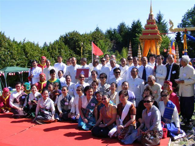 9th celebrationprabang08-110508 662.jpg